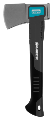 Siekiera GARDENA 900B z metalowym szarym ostrzem (16 cm) i czarnym, ergonomiczny, teksturowanym uchwytem z otworem do zawieszenia. Waga 900 g, zdjęcie boczne na jednolitym tle.