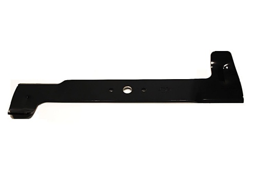 Nóż kosiarki Honda o długości 45,9 cm, wykonany z metalowego materiału w kolorze czarnym. Prezentowany z boku, leżący na jednolitym tle. Posiada otwór do mocowania oraz charakterystyczny kształt, bez dodatkowych zdobień.