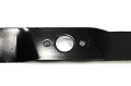 Nóż do kosiarki Husqvarna, 41,1 cm, czarny, gładki metal, z dwoma otworami montażowymi: okrągłym i owalnym, na białym tle, minimalistyczny design do koszenia trawy.