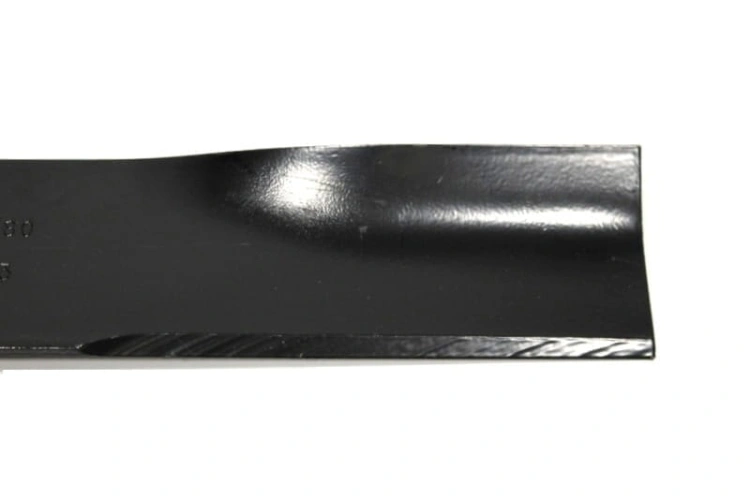 Nóż kosiarki Craftsman 99211 w kolorze czarnym, o prostej, szerokiej powierzchni tnącej i gładkiej fakturze. Ujęcie z góry, pokazujące długość 55.9 cm oraz widoczne napisy na ostrzu. Idealny do użytku w kosiarkach Husqvarna LB155S.