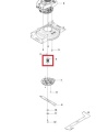Adapter noża do kosiarki Husqvarna LC 48, LC 48V, LC 48VE, LB 48V, LB 48, pokazany w widoku frontalnym. Element metalowy z okrągłym otworem, z wyraźnymi detalami mocowania. Ułożony na tle technicznym, otoczony innymi częściami kosiarki.