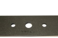 Nóż kosiarki RB150 Husqvarna, czarny metalowy element z trzema otworami montażowymi, widoczny z góry. Prosta, płaska powierzchnia, niskoprofilowy design. Wydaje się być nowym akcesorium, umieszczonym na jasnym tle.
