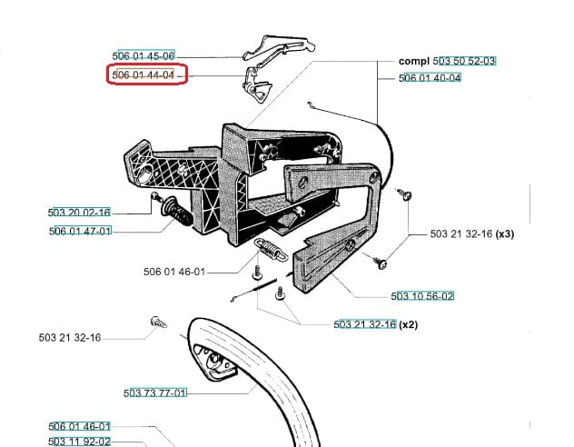 Dźwignia gazu do pilarki Husqvarna w kolorze czarnym o ergonomicznej konstrukcji. Element widoczny z boku, z widocznymi otworami mocującymi i wyraźnym napisem. Detalistyczne ujęcie, pokazujące fakturę materiału i detale montażowe.