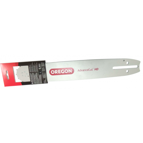 Metalowa prowadnica Oregon AdvanceCut 18x3/8, z logo OREGON i oznaczeniem AdvanceCut HD, leży na jasnym tle z widocznymi otworami montażowymi i metaliczną teksturą.