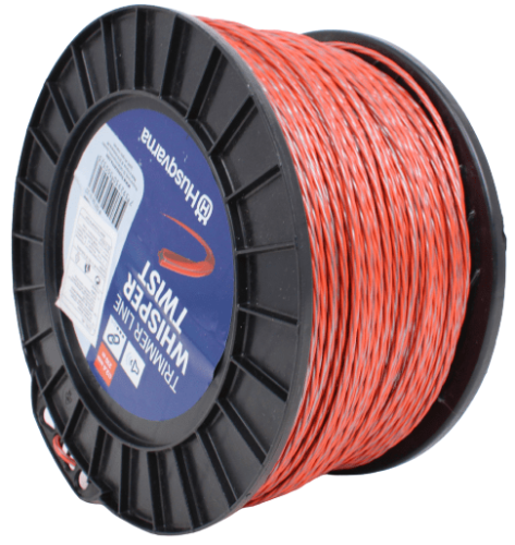 Linka tnąca Whisper Twist Husqvarna o średnicy 2,4 mm, w kolorze pomarańczowym, na czarnej szpuli. Widoczna etykieta z logo Husqvarna oraz napisem Trimmer Line. Produkt ukazany w pozycji poziomej, z widokiem frontalnym na szpulę.