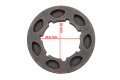 Kółko pływające 3/8-7 z Everest, o średnicy 35 mm i wewnętrznej średnicy 20,6 mm, wykonane z czarnego metalu. Widoczne otwory w kształcie owalnym. Ujęcie w zbliżeniu na detal. Produkt leży na białym tle.