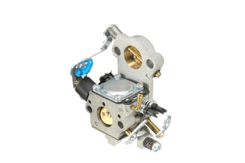 Gaźnik Husqvarna do piły Husqvarna 460, 455E, 461 Jonsered CS2255 w kolorze metalicznym, z widocznymi elementami przyłączeniowymi. Ujęcie z boku, ukazujące detale mocowania oraz przełączniki, na prostym białym tle.