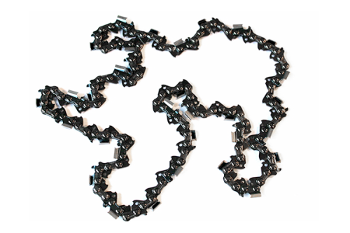 Łańcuch tnący 3/8, 1,3mm, 50DL marki OREGON, czarny, o lśniącej powierzchni i metalowych zębach, układ rzędu zębów zapewniający precyzyjne cięcie, leżący na białym tle, w cienkiej, elastycznej formie, bez dodatkowych elementów.