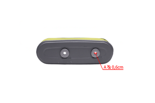 Filtr powietrza B&S 12.5 - 14 HP OHV Vanguard w wydłużonym, owalnym kształcie. Kolor żółty z szarymi elementami, dwa okrągłe mocowania. Zdjęcie z boku, pokazujące detale mocowania o średnicy 0,6 cm. Tło proste, białe.
