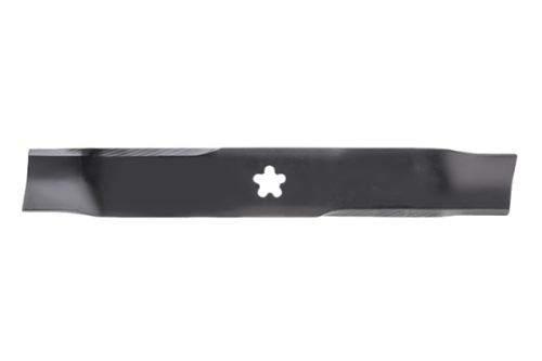 Nóż kosiarki Husqvarna o długości 39,8 cm, wykonany z czarnego stali, ukazany w pozycji leżącej. Wyposażony w centralne otworowe mocowanie w kształcie gwiazdy. Gładka powierzchnia oraz lekko zaokrąglone krawędzie ostrza. Tło białe.