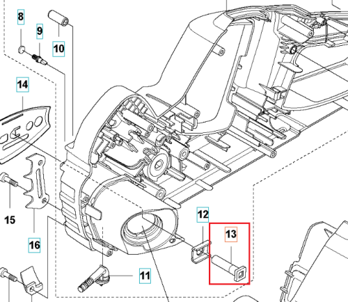 Śruba prowadnicy do pilarki Husqvarna 330i/353/346XP/340, metalowa, prostokątna z kwadratowym wcięciem na końcu, umieszczona w złożonym korpusie urządzenia, widoczna w detalu. Element montażowy w otoczeniu innych komponentów maszyny.