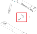 Przelotka dmuchawy 120iB Husqvarna w kolorze metalicznym, pokazana z boku obok śruby. Produkt ma zaokrąglony kształt oraz widoczne logo Husqvarna. Ułożony w pozycji leżącej na białym tle, podkreśla detale konstrukcji.