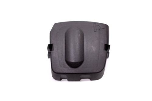 Osłona filtra powietrza do kosy spalinowej Husqvarna 333R / 535RX, czarna, plastikowa, kwadratowa z uniesioną częścią w środku. Ujęcie frontalne, produkt leżący. Widoczne logo oraz wskazówka kierunku. Brak dodatkowych elementów.