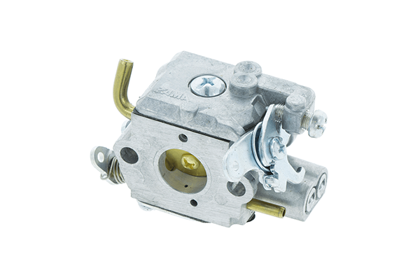 Gaźnik Husqvarna do kosy 535RXT, 535RX, 333R, metalowy, w odcieniach srebra i stali. Widok frontalny, z wyraźnie widoczną komorą powietrzną. Zawiera elementy mocujące i linki. Brak oznaczeń logo. Produkt leży na jednolitym tle.