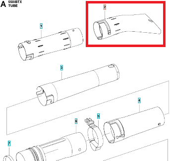 Zespół dyszy dmuchawy 580BTS Husqvarna przedstawiony z boku, w złożonej pozycji. Element jest w kolorze szarym z widocznymi otworami wentylacyjnymi oraz mocowaniem. Linearne wykończenie, bez dodatkowych oznaczeń na powierzchni.