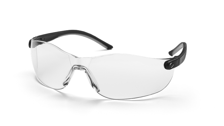 Okulary ochronne Clear Husqvarna z przezroczystymi soczewkami, wykonane z lekkiego materiału. Z przodu widoczne zaokrąglone szkła, zaś ciemne, elastyczne oprawki z profilowanymi zausznikami. Produkt ustawiony w pozycji leżącej na ciemnym tle.