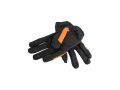 Czarne rękawice robocze Husqvarna Functional Light z pomarańczowymi akcentami, antypoślizgowe, z perforacjami dla wentylacji, ułożone na płaskiej powierzchni, idealne do prac na zewnątrz.