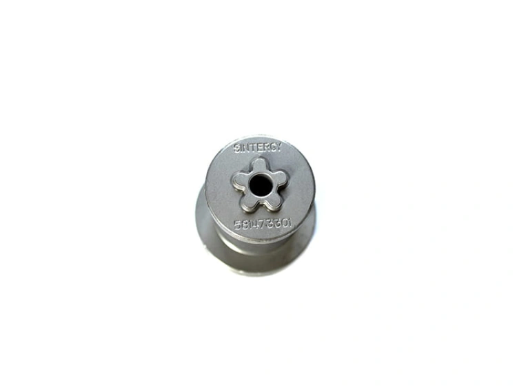 Adapter noża kosiarki Husqvarna LB155S, Jet55SL, Mcculloch M56-190 w kolorze srebrnym, z widocznym otworem na śrubę. Ujęcie z góry, pokazujące detail gładkiej powierzchni oraz wyraźne napisy: SILTEKCY i numer katalogowy 59175301.