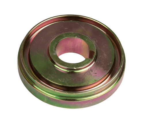 Adapter noża do riderów R316T/R214T AWD Husqvarna, metalowy, okrągły, z centralnym otworem. Ujęcie frontalne, produkt w pozycji leżącej, o błyszczącej, kolorowej powłoce. Widać wyraźnie otwór mocujący. Tło jednolite, białe.