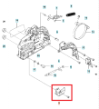 Prowadnik łańcucha do pilarki Husqvarna 465 Rancher, 556 w detalu. Element metalowy w kształcie prostokąta, z wycięciem na łańcuch, widoczny z przodu. Kolor czarny, z widocznymi otworami montażowymi. Ułożony poziomo, na białym tle.