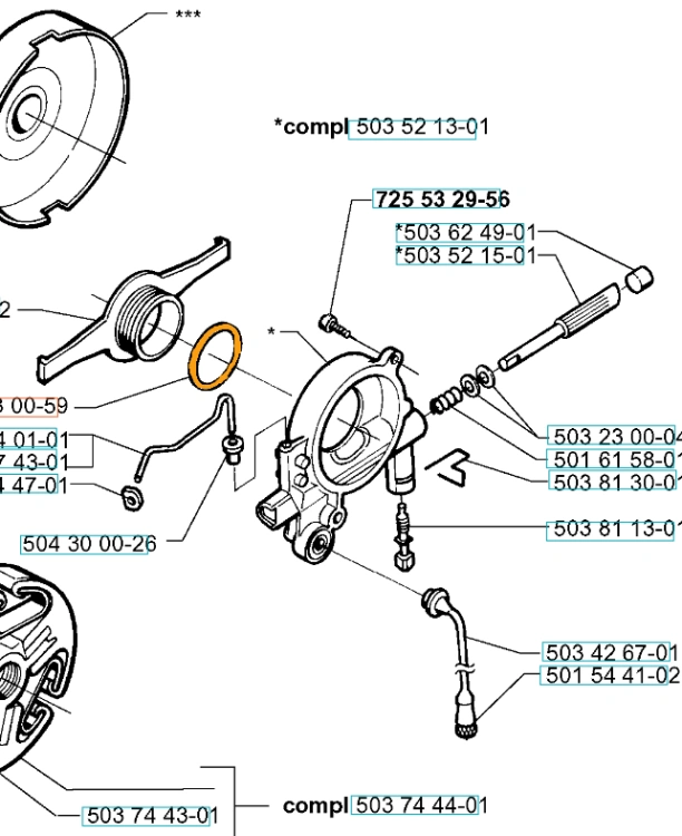 Uszczelka pompy oleju do pilarki Husqvarna 362, 372XP, pomarańczowa okrągła uszczelka z gumy, widoczna z boku w kontekście montażu, z wyraźnym otworem w środku, zapewniająca szczelność połączeń, leżąca na białym tle.