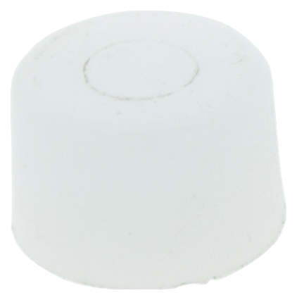Zaślepka pompy oleju do pilarki Husqvarna 372XP, 390XP. Produkt w kolorze białym, o zaokrąglonym kształcie i gładkiej fakturze, widoczny z góry. Odporny na działanie oleju, należy umieścić w odpowiedniej pozycji podczas montażu.