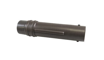 Dysza do dmuchaw 360BT/560BTS Husqvarna w odcieniu metalicznym, cylindryczna, z widocznymi rowkami i mocowaniem. Zbliżenie na detal, ustawiona pionowo na białym tle. Brak dodatkowych akcesoriów. Idealna do precyzyjnego kierowania strumienia powietrza.