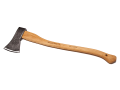 Siekiera leśna 1,4 kg Krumpholz z drewnianym trzonkiem z hikory, czarna głowica ze stali. Ujęcie z boku, ukazuje cały produkt leżący na białym tle. Widoczny wybity napis na trzonku. Głowica o charakterystycznym, prostym kształcie.