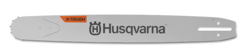 Prowadnica do piły łańcuchowej Husqvarna w kolorze srebrnym, z widocznym logo marki. Stoi poziomo, ukazuje metaliczny, gładki materiał i otwory do mocowania. Oznaczenia X-TOUGH widoczne w pomarańczowym kolorze przy końcu.