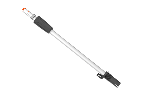 Przystawka Husqvarna DE110 FLXi o długości około 110 cm w kolorze srebrnym z czarnym uchwytem. Produkt pokazany w pozycji poziomej, z bliska. Z przodu widoczny element mocujący w kolorze pomarańczowym, bez dodatkowych akcesoriów ani oznaczeń.