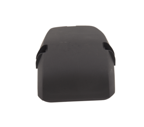 Pokrywa filtra do wykaszarek Husqvarna 545RX/545FX w kolorze czarnym. Ujęcie frontalne, prezentujące prosty, prostokątny kształt i gładką fakturę materiału. Widoczne otwory montażowe po bokach. Produkt nowy, stojący na jednolitym tle.