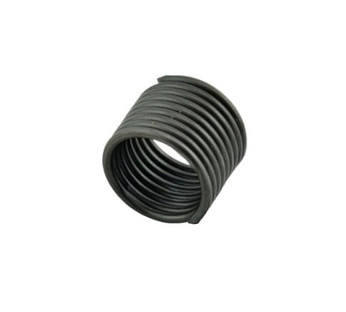 Sprężyna pomocnicza wykaszarki Husqvarna 543RS/243R, ciemnoszara, o cylindrycznym kształcie z wyraźnym wzorem spiralnym. Ujęcie prezentuje produkt z przodu, leżący płasko. Materiał metalowy, gładki, bez dodatkowych napisów.