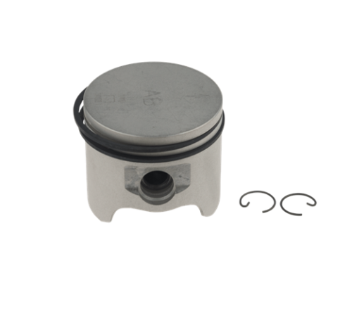 Tłok wykaszarki Husqvarna 343R/345RX/343FR, metaliczny, okrągły, z wtopioną uszczelką. W komplecie dwa pierścienie. Ujęcie frontalne, produkt leży na prostym, białym tle. Widoczne otwory montażowe. Bez dodatkowych napisów lub logo.