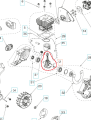 Wał korbowy wykaszarki Husqvarna, srebrny, cylindryczny z mocowaniami, ukazany z boku na tle ułatwiającym identyfikację w schemacie technicznym.
