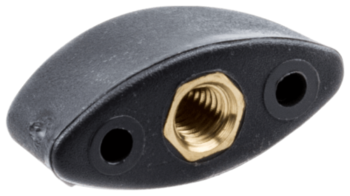 Pokrętło wykaszarki Husqvarna 324RX, 325RX w kolorze czarnym, podłużne, o gładkiej fakturze. Wyposażone w otwór gwintowy i dwa otwory montażowe. Ujęcie z boku, ukazujące jego kształt i zastosowanie. Produkt nowy, na jednolitym tle.