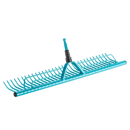 Grabie do trawy 60 cm Gardena w kolorze błękitnym, wykonane z metalowego materiału, z prostymi zębami i centralnym uchwytem. Produkt leży na jednolitym tle, ukazując konstrukcję oraz detale mocowania w części ergonomicznej.