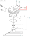 Schemat kolektora wykaszarki Husqvarna 345Fxt z widokiem z góry, pokazujący cylinder, tłok i mocowania na białym tle, z wyraźnym oznaczeniem części i szczegółowym układem połączeń.