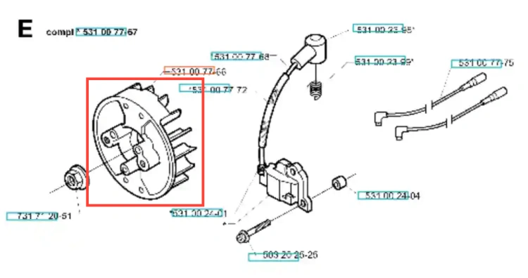 Ochronnik wykaszarki 142 R Husqvarna w kolorze czarnym, w kształcie okrągłym z wycięciami. Produkt widoczny z przodu, w komplecie z elementami montażowymi. Zawiera mocowania i przewody. Tło proste, umożliwiające łatwe dostrzeganie detali.