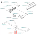 Śruba wykaszarki 132 R Husqvarna, metalowa, o cylindrycznym kształcie. Widoczna w bliskim ujęciu, z wyraźnym napisem na łbie. Produkt leży na prostym tle. Długość śruby to około 5 cm, z gwintem oraz płaską główką.