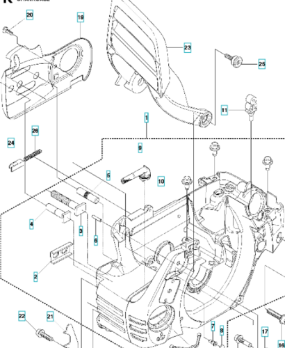Zespół skrzyni korbowej pilarki Husqvarna 435 II, 440 II z korpusem silnika, chłodnicą, uchwytem i metalowymi elementami montażowymi w neutralnej kolorystyce. Wysoka jakość i szczegółowe wejścia przewodów.