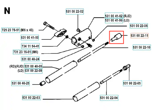Adapter wału wykaszarki 125 RD Husqvarna w kolorze srebrnym, o cylindrycznym kształcie, z widocznymi gwintami na końcówkach. Ujęcie frontalne, produkt leży na białym tle, pokazujący szczegóły konstrukcyjne oraz oznaczenia numerów części.