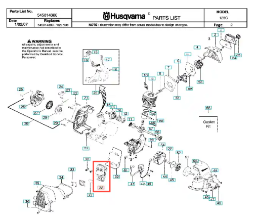 Zestaw tłumika do wykaszarki Husqvarna 125 RJ, pokazany z bliska. Metaliczny, błyszczący tłumik z widocznymi mocowaniami i etykietami, ułożony poziomo na białym tle.