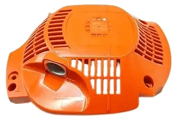 Obudowa rozrusznika pilarki Husqvarna 445, 450 w intensywnym pomarańczowym kolorze, z wentylacyjnymi otworami i logo, wykonana z plastiku, gładka i ergonomiczna, idealna do montażu w pilarkach.