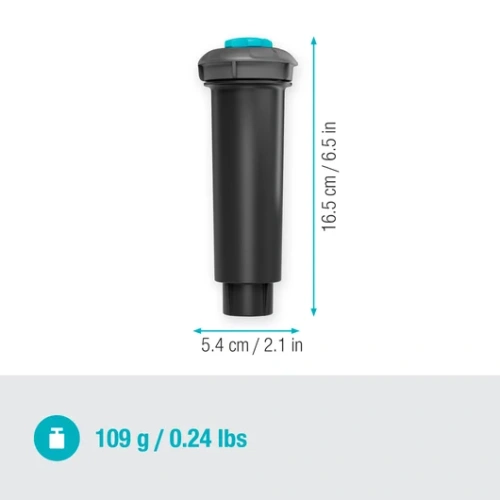 Zraszacz wynurzalny SD30 w kolorze czarnym, z niebieską pokrywą, o wymiarach 16,5 cm wysokości i 5,4 cm średnicy. Produkt ustawiony w pozycji pionowej, na białym tle. Widoczny uchwyt oraz miejsce podłączenia do systemu na dole. Waga 109 g.