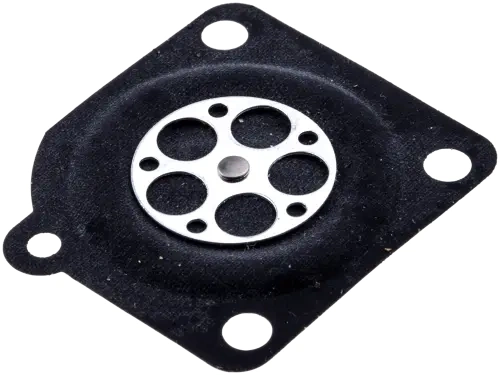 Membrana gaźnika wykaszarki Husqvarna 325RJ/325RX, kwadratowa, z czarnej gumy i metalowym elementem w centralnej części, posiada sześć otworów o okrągłym kształcie. Widok z góry, na jednolitym tle.