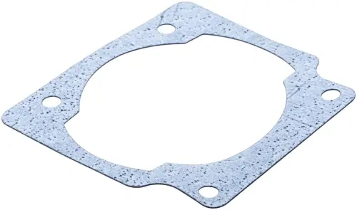 Uszczelka cylindra do pilarek Husqvarna 385 i 390XP. Element w kształcie prostokąta, wykonany z materiału uszczelniającego, o szarej fakturze. Widoczne cztery otwory montażowe. Produkt leży na białym tle.