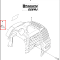 Szara śruba wykaszarki 226 RJ Husqvarna, widoczna z boku z gwintem, przytwierdzona do obudowy na tle białym i szkicu technicznego, symbolizująca część narzędziową urządzenia.