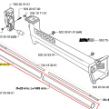 Rura wykaszarki Husqvarna 235R, średnica 28 mm, długość 1483 mm, w kolorze srebrnym. Zestaw zawiera centralną rurę oraz akcesoria montażowe. Widok z boku, pokazujący krawędzie i otwory montażowe. Czytelne oznaczenia techniczne.
