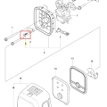 Śruba wykaszarki 236 RS Husqvarna, metalowa, w srebrnym kolorze, z gwintem i stożkowym końcem. Ujęcie z boku, ukazuje szczegóły konstrukcyjne. Produkt leży na prostej powierzchni, idealny do montażu w wykaszarkach.