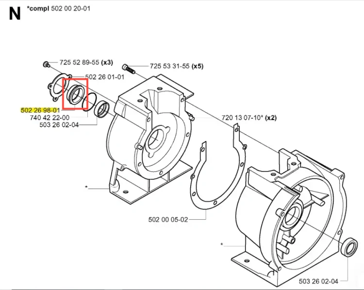 Uchwyt pierścienia wykaszarki Husqvarna 265 RX, metalowy element w kolorze szarym. Widoczne otwory na mocowanie. Produkt pokazany z boku w ujęciu w pełni pokazującym kształt. Detale na powierzchni oraz widoczne oznaczenia numerów części.